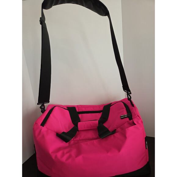 New Private Label Hot Pink Sneaker Travel Gym Duffle Bag 22x13x9.5 Multi Compart